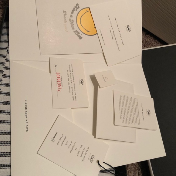 Anya Hindmarch all over stickers silver clutch - Picture 6 of 8